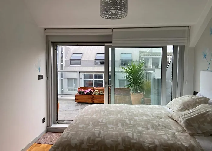 Apartment Penthouse With Terrace And Views Near Oza's *