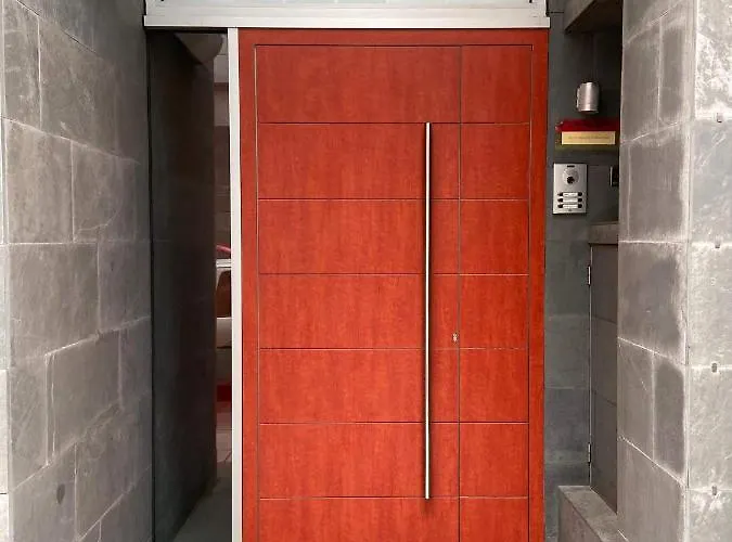 Apartment Penthouse With Terrace And Views Near Oza's